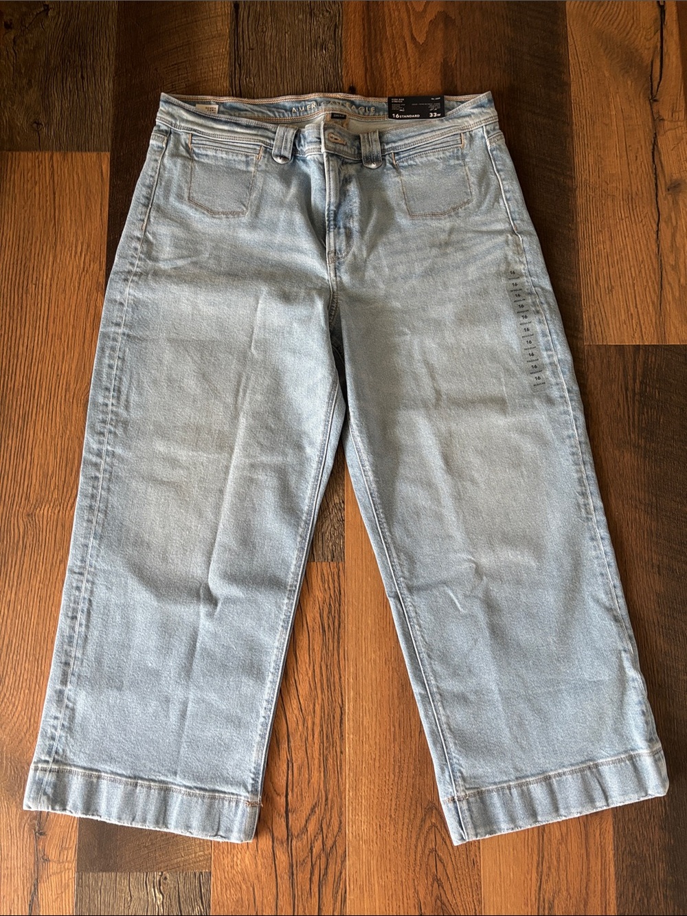American Eagle Outfitters Light Blue Wide Leg Cropped Jeans